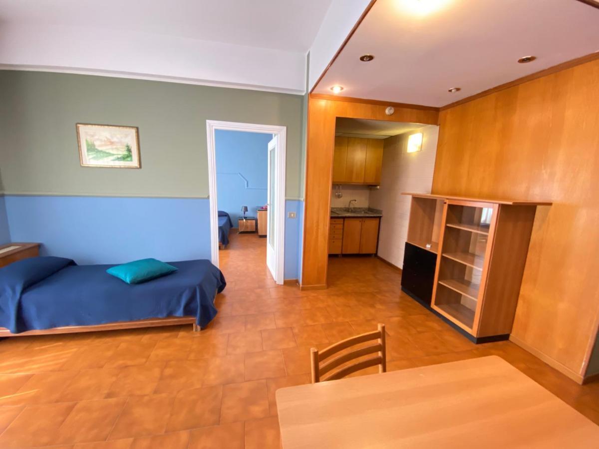 Residence Hotel Valery Monterotondo  Buitenkant foto