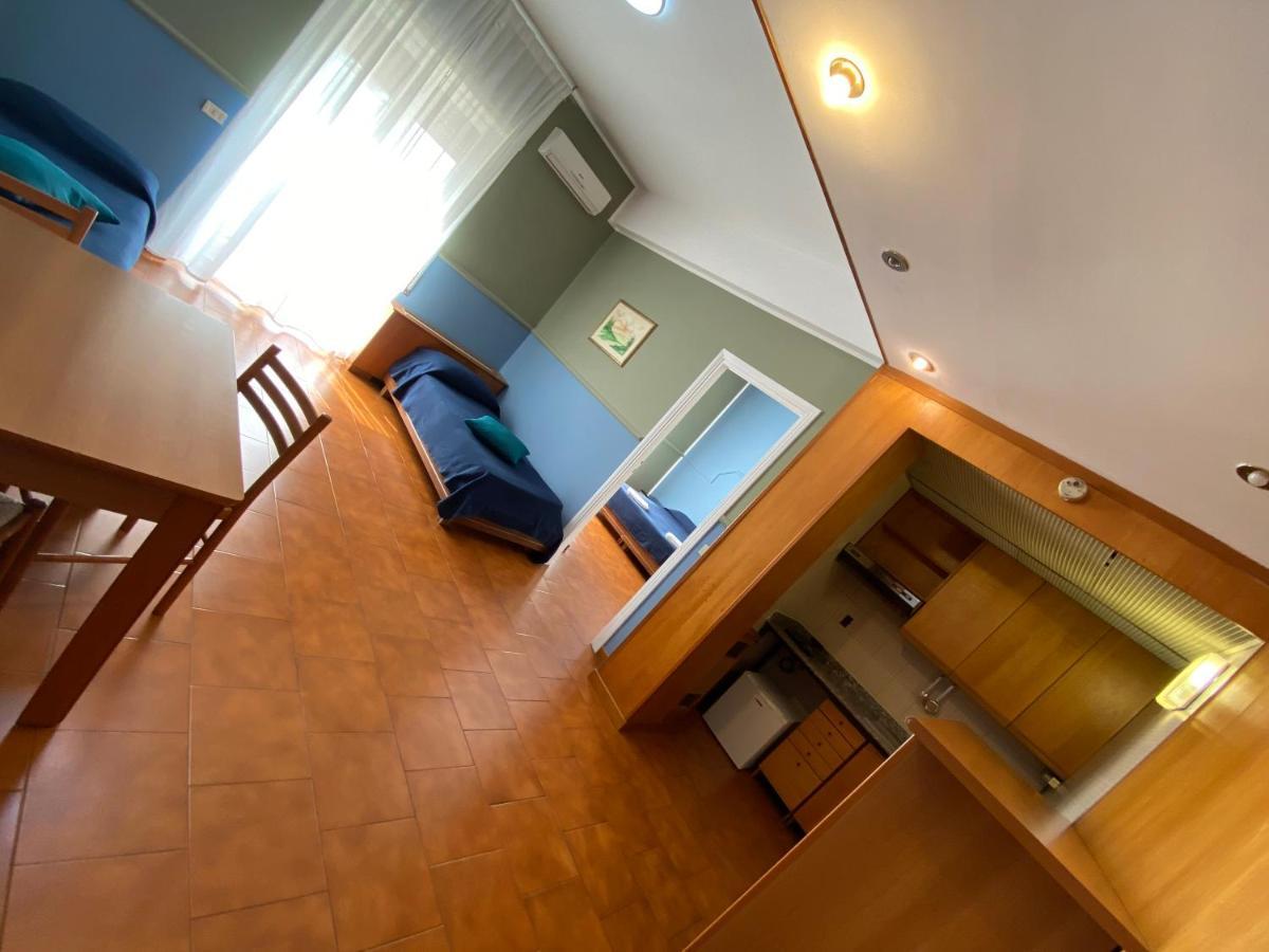 Residence Hotel Valery Monterotondo  Buitenkant foto