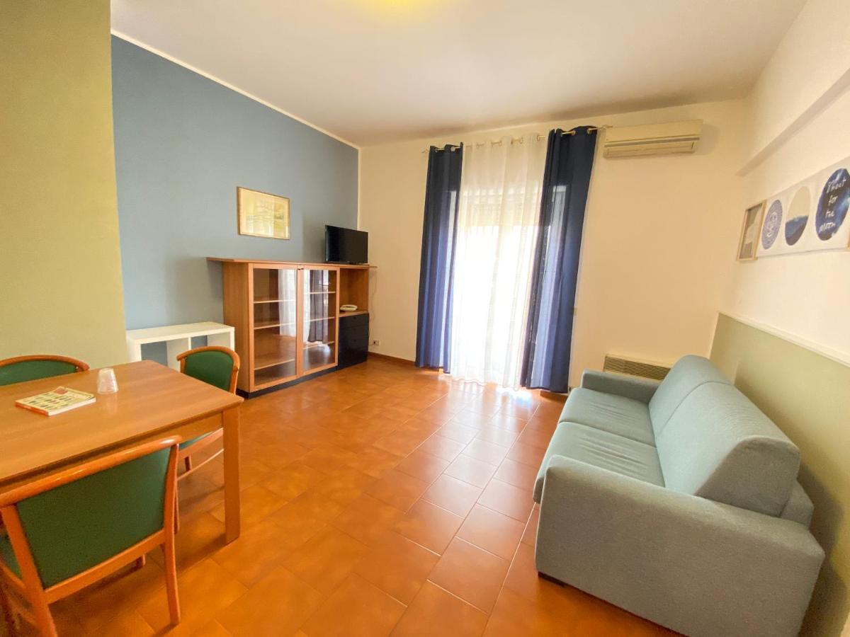 Residence Hotel Valery Monterotondo  Buitenkant foto
