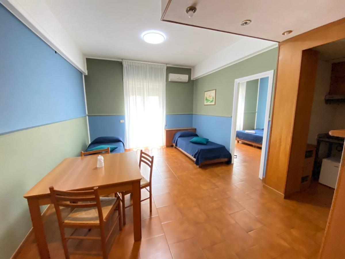 Residence Hotel Valery Monterotondo  Buitenkant foto