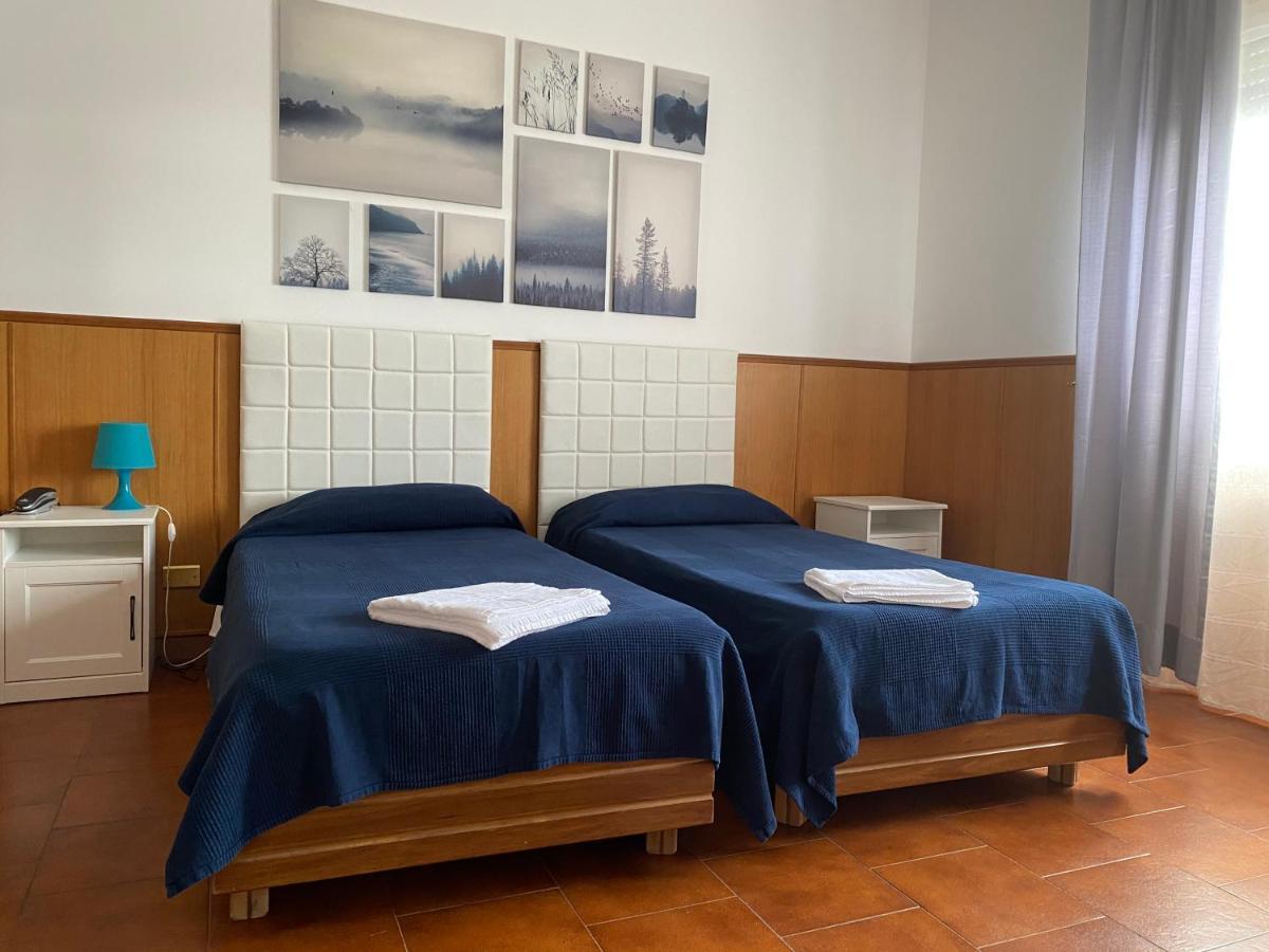 Residence Hotel Valery Monterotondo  Buitenkant foto
