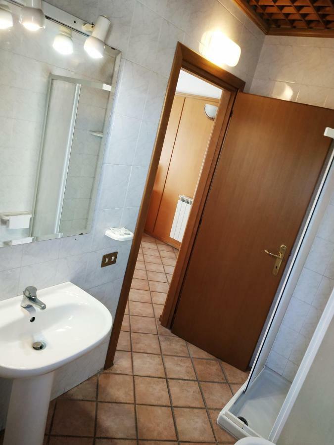 Residence Hotel Valery Monterotondo  Buitenkant foto