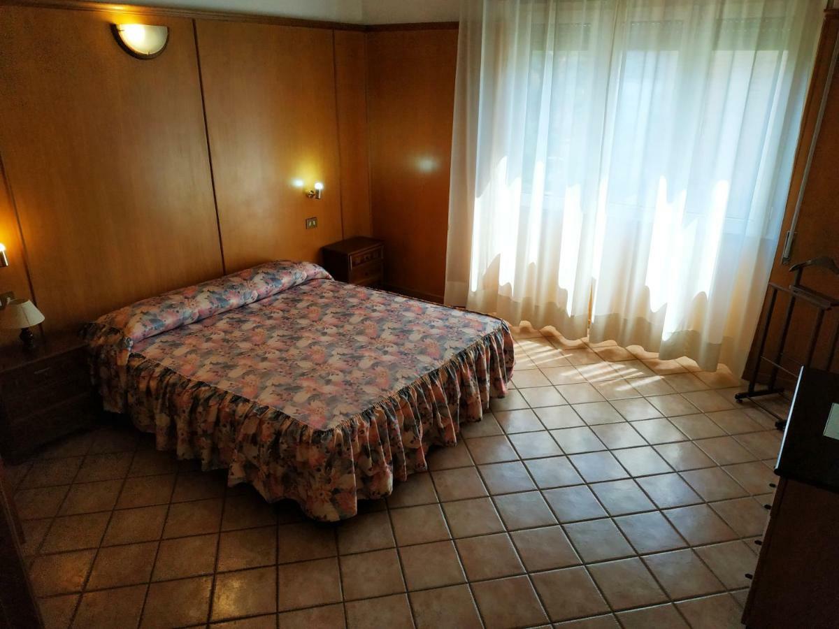 Residence Hotel Valery Monterotondo  Buitenkant foto